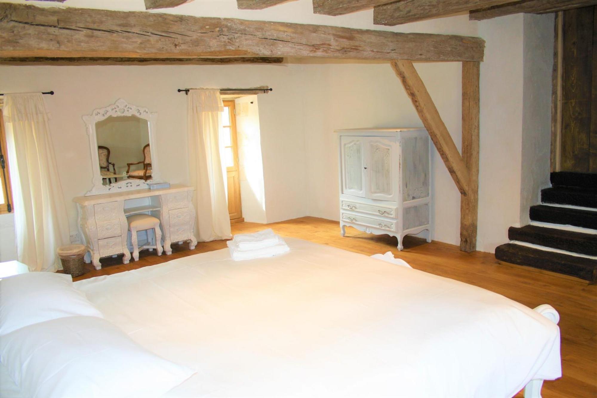 Manoir De La Basse-Cour Bed & Breakfast Asnieres-sur-Vegre Exterior photo